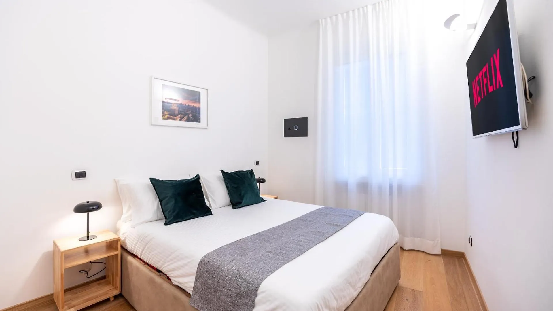 Corso Como-Garibaldi - Luxury Flat With Parking And Wifi Milan